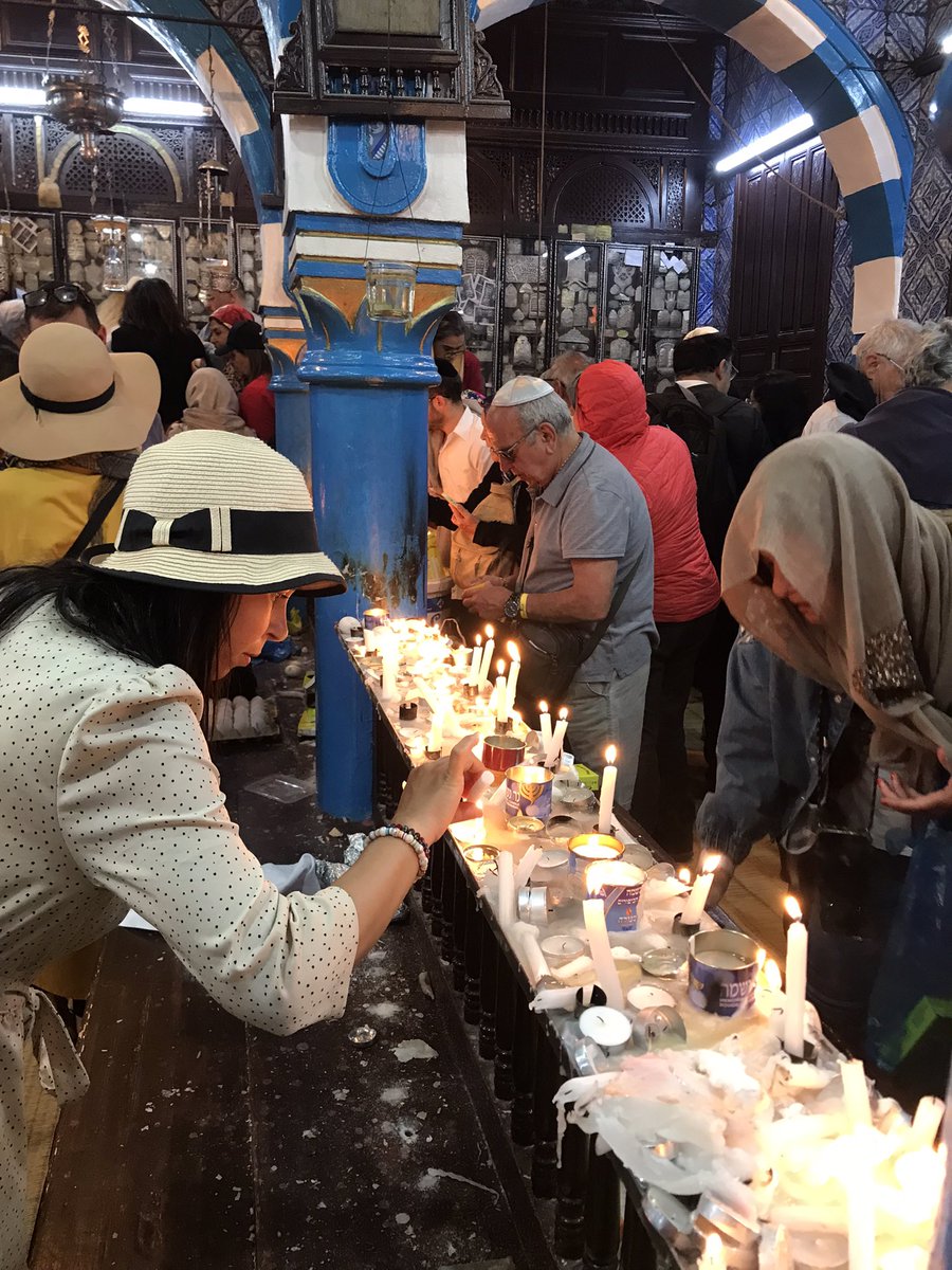 كان من الرائع أن أزور موسم حج اليهود في كنيس الغريبة وهو أحد أقدم المعابد اليهودية في افريقيا. تعد #جربة 🇹🇳 مثالاً إيجابياً للتنوع الثقافي والاحترام المتبادل بين الأديان.