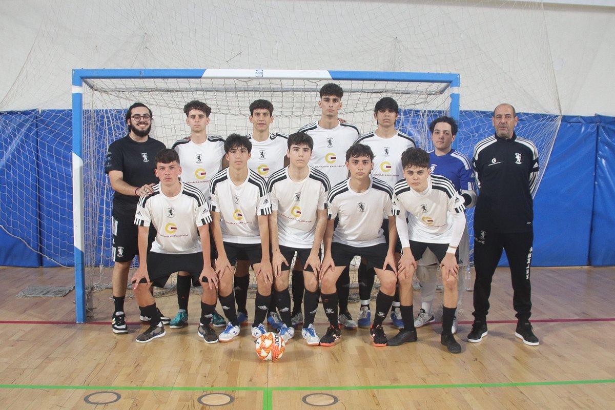 IberiaToscal's tweet photo. 🏆 COPA | JUVENIL 

Este fin de semana comienza la competición. Los nuestros jugarán la primera fase en el Grupo 2 junto a @MatanzaSala, @ADDuggi, Realejos y @cdcisnerosalter. https://t.co/glLFlEIcFq