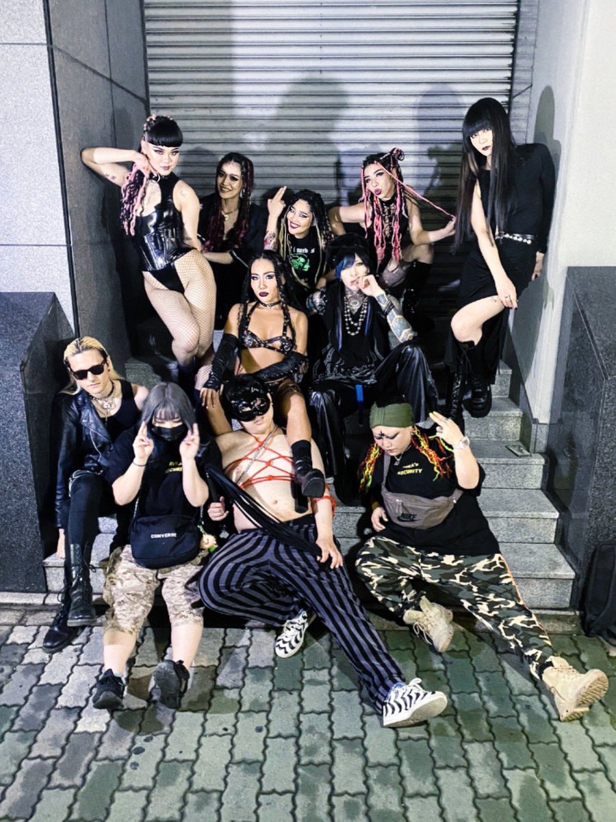 tsunkororin's tweet photo. ハニデーッ🔥🔥🔥
森本組×藤原乃桃尻さん❤️‍🔥
そしてふぁみりー🥺🔥
みーんな最高❤️ https://t.co/azsvsPRr2g