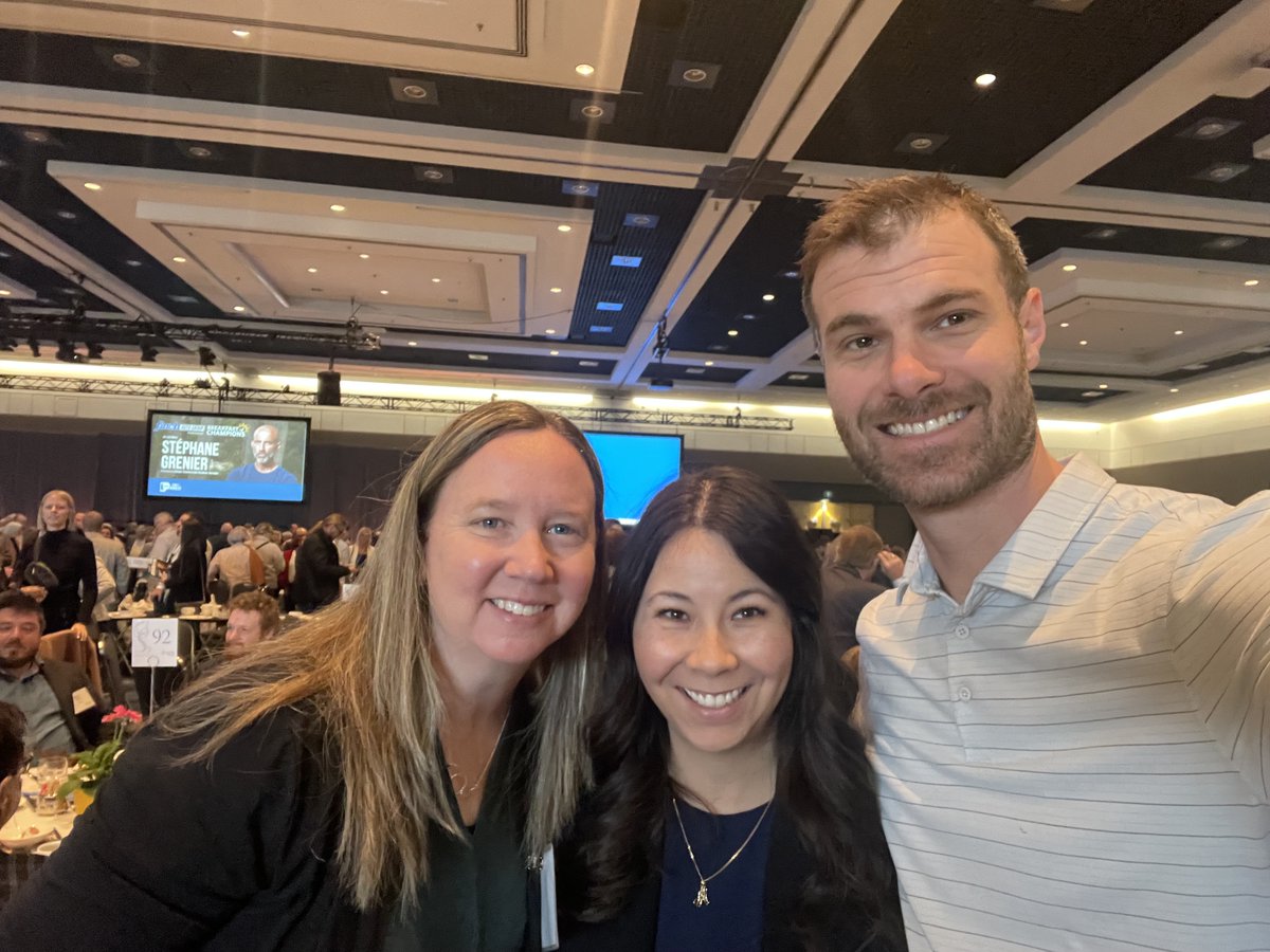 embhlab's tweet image. #Kinesiology @WesternU representing at the Breakfast of Champions this morning supporting mental health! @VPRWesternU @westernuFHS #BOC23