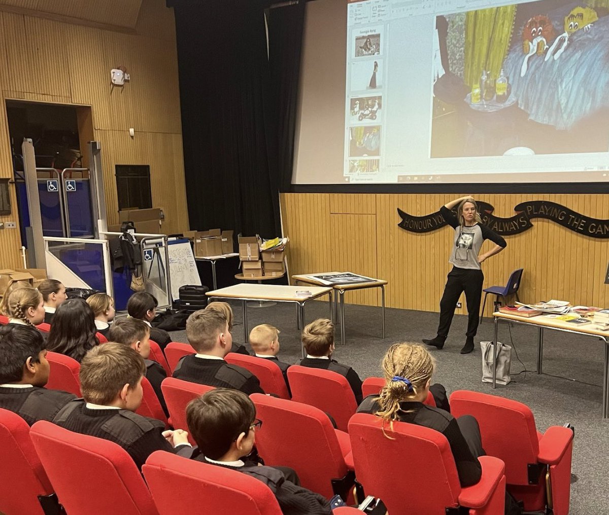 GeorgiaByng's tweet photo. Lastly on this mini Midlands tour, here are pictures from @LRC_HTHA and the talk there. The students heard about Sock Monsters and Molly Moon and Albi. We had a great time. Thank you for having me Natalie Turnbull. 🌿🐮🌿and thank you @MeatFreeMonday for giving the school books. https://t.co/W7HwVgt9wq