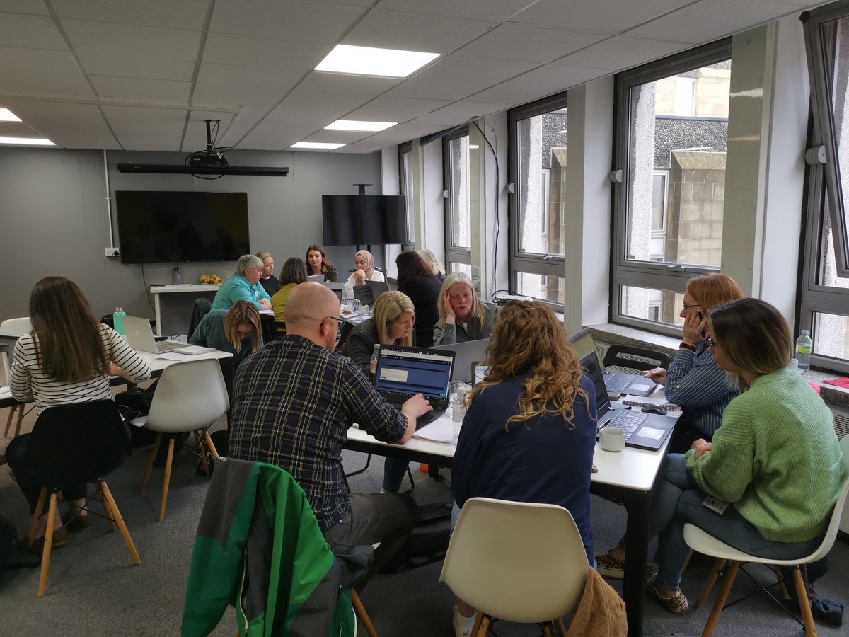 AilsaCook's tweet photo. Amazing conversations and discussions with #UnpaidCarers orgs commissioned by @EdinburghHSCP as they agree how they will share learning and progress in #OutNav. https://t.co/uJaRxAkS0N