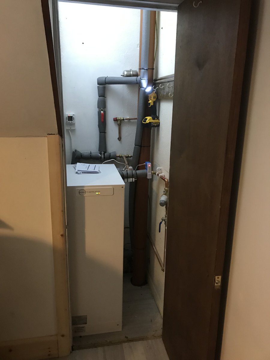 300 litres of mains pressure hot water, out of site under the stairs. Amazing heat batteries from <a href="/SunampLtd/">Sunamp Ltd</a> contact Beautifullygreen.co.uk for more details. Being out of site is perfect as it doesn't need any servicing.
#efficiency #stopburningstuff #ClimateCrisis