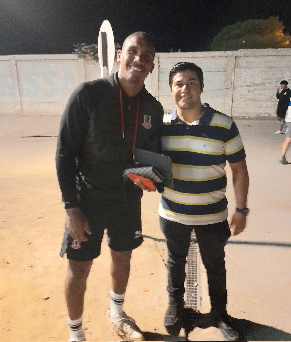 TabaliGiovanni's tweet photo. @OmarCarabali22  sueño Cumplido, gracias por la simpatía crack😎 https://t.co/upWpEkc6Fu
