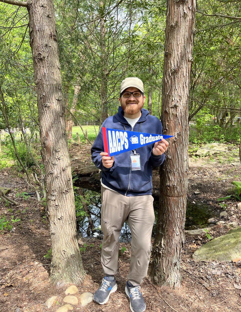AEchoEnvEdAACPS's tweet photo. Eóin is a Program Specialist with our 6th grade Chesapeake Connections Team. He attended Fort Smallwood ES, Chesapeake Bay MS, and Chesapeake HS.
AA County Schools - AACPS
#ProudAACPSGrad #AACPSFamily #aacpsawesome #AACPSgrad #ArlingtonEcho #ChesapeakeConnections https://t.co/vKjcCH7gkN