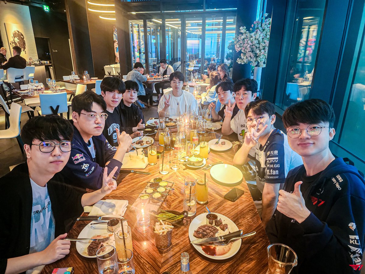 T1, 준비 중.👊🏻

Getting ready. 👊🏻

#T1WIN #T1Fighting #T1atMSI2023