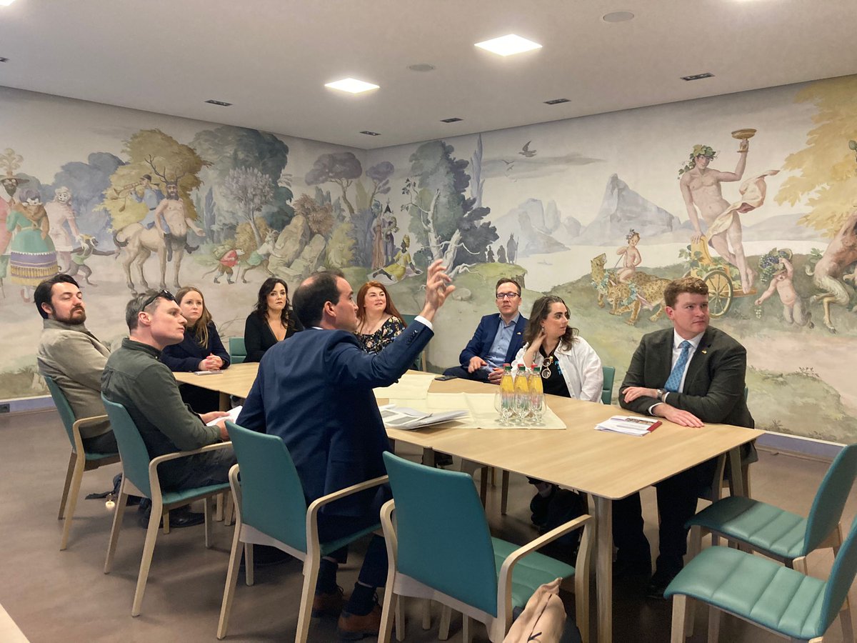 irlembberlin's tweet photo. Our delegation of young politicians from Ireland started the second and last day of their visit to Berlin. Meetings included the @Bundestag and the Bavarian representation. A great insight into the German political system for the Irish politicians. https://t.co/Ca3W9flOlj