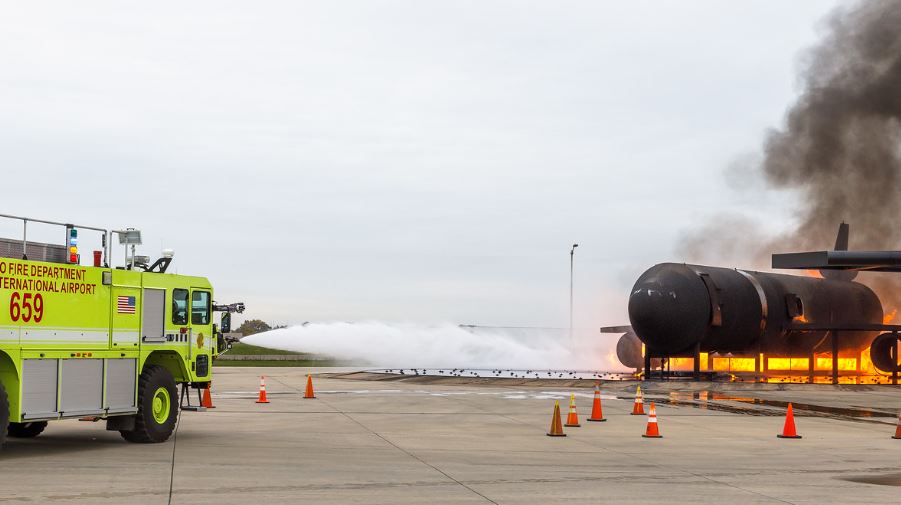 fly2ohare's tweet photo. #BurnPitAlert: No need for alarm should you see smoke or flames at #ORD today, @CFDMedia continues with its classes in the north airfield. https://t.co/A4U5jyv8h5