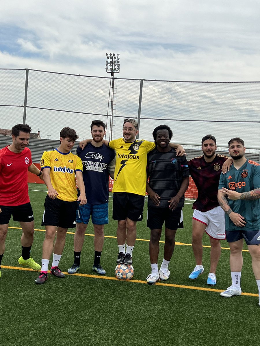 kolderiu19's tweet photo. Han pasado 84 años…🥹🥹 https://t.co/e1PrKC7nMn