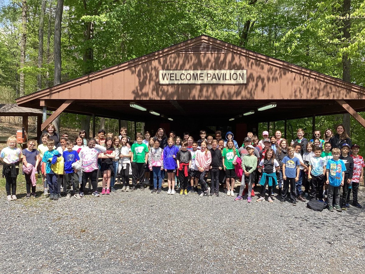 LititzEl_WSD's tweet photo. 4th grade field trip https://t.co/OzDD6KasYf