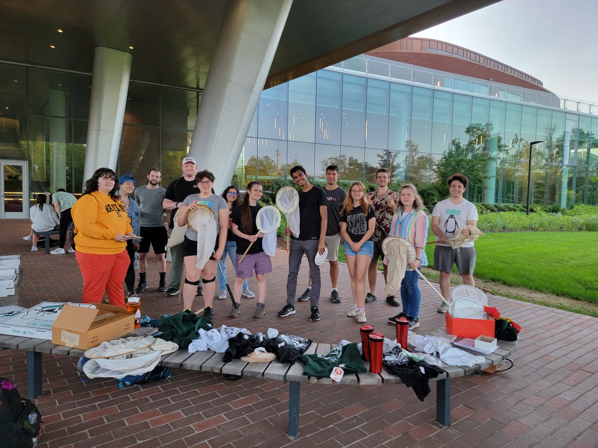 umdeso's tweet photo. #InsectTerps Mothing event, it was great to see everyone  🦋🐝🦟 jointly organized by UMD BugClub and ESO @UMDEntomology @UMDEntomology @UMD_AGNR https://t.co/9zpbnouJKS