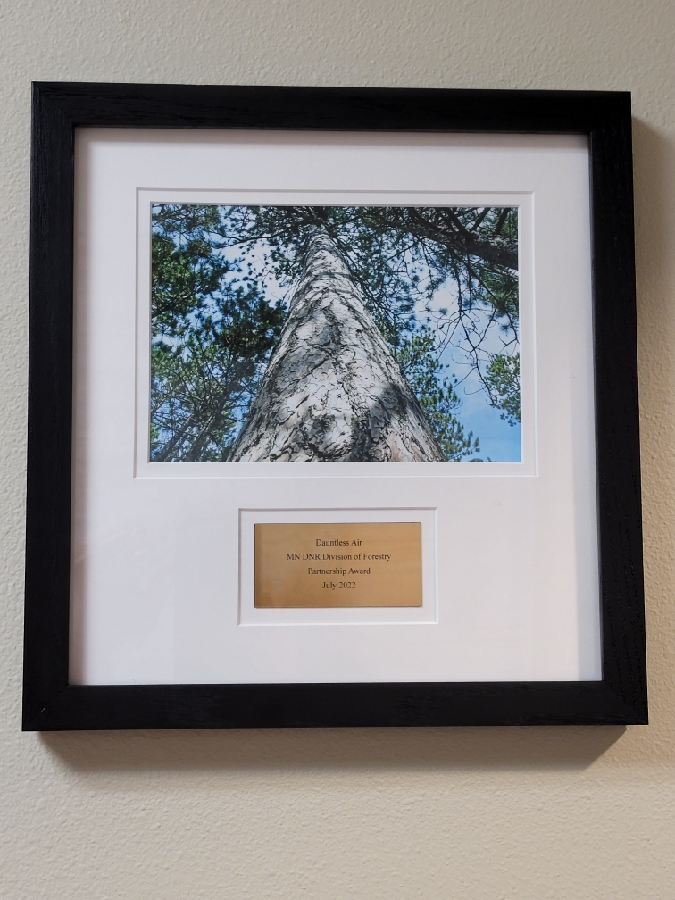 DauntlessAir's tweet photo. We are incredibly humbled and grateful to have received the 2022 Partnership Award from the @mndnr. This marks the second year in a row that we've received the honor.
It’s such a privilege to have the opportunity to collaborate with an amazing team in #Minnesota! #wearedauntless https://t.co/fO8tuLRrJs