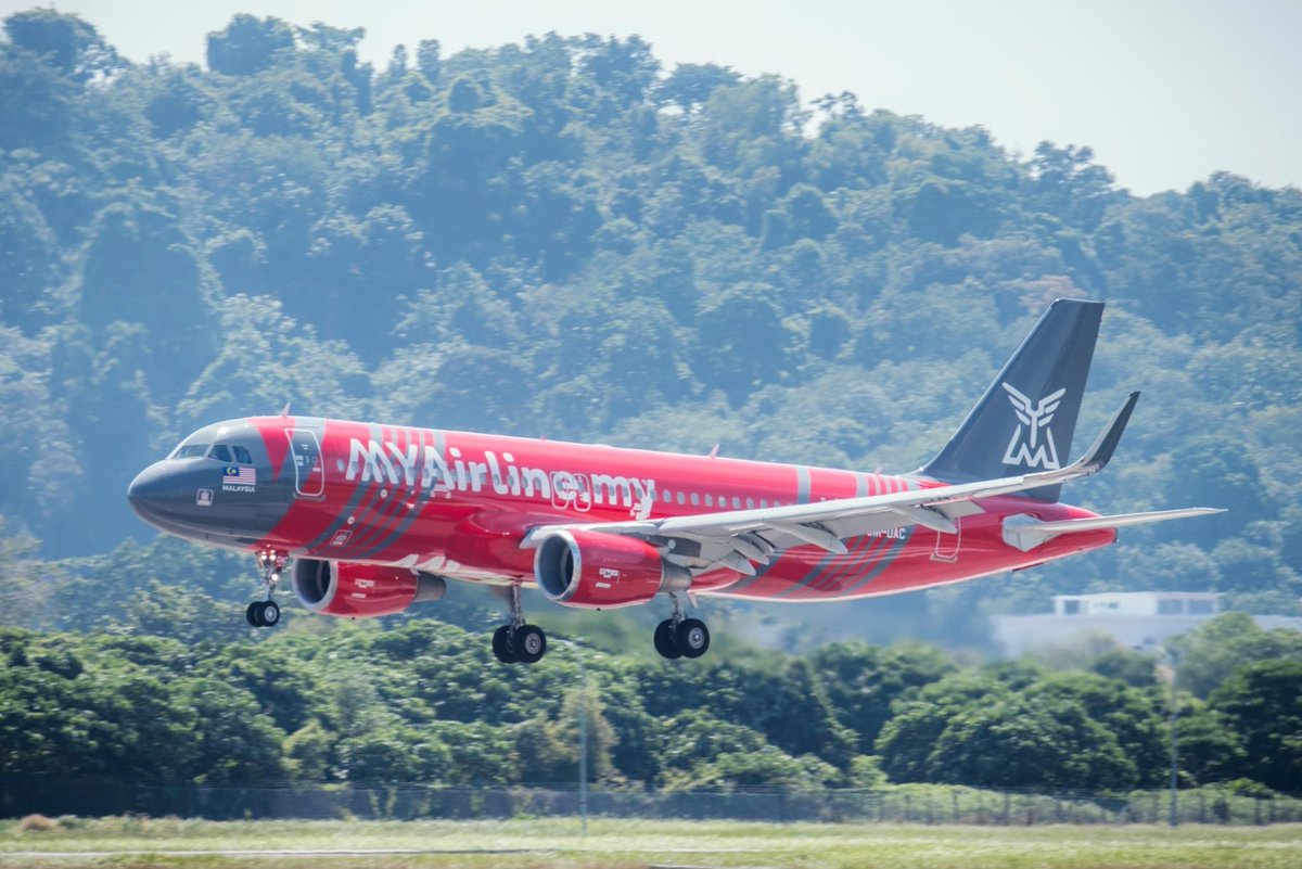 RonallChersan's tweet photo. 🛫 คู่แข่ง Air Asia มาแล้ว ! สายการบิน MYAirline ซึ่งเป็น Low Cost จากมาเลเซีย จะเปิดบินตรงจากกัวลาลัมเปอร์มาไทย บินลงทั้งสุวรรณภูมิและดอนเมืองทั้ง 2 สนามบินเลย โดยทำการบินทุกวัน

พรุ่งนี้เริ่มเปิดจองตัว 10 โม��เช้าตามเวลาที่มาเลเซีย เห็นว่าค่าตั๋วเริ่มที่ 0 ริงกิต จ่ายแค่ภาษี https://t.co/Xg6z5cPKHy