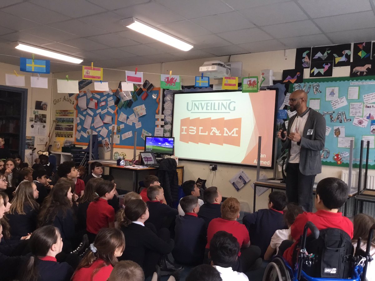 meadowlaneprm's tweet photo. Dosbarth Clun, Dee and Usk had a visit from @UICardiff today to talk about Islam. We enjoyed our talk and learnt some interesting information #humanities https://t.co/hwB1VoEQ9G