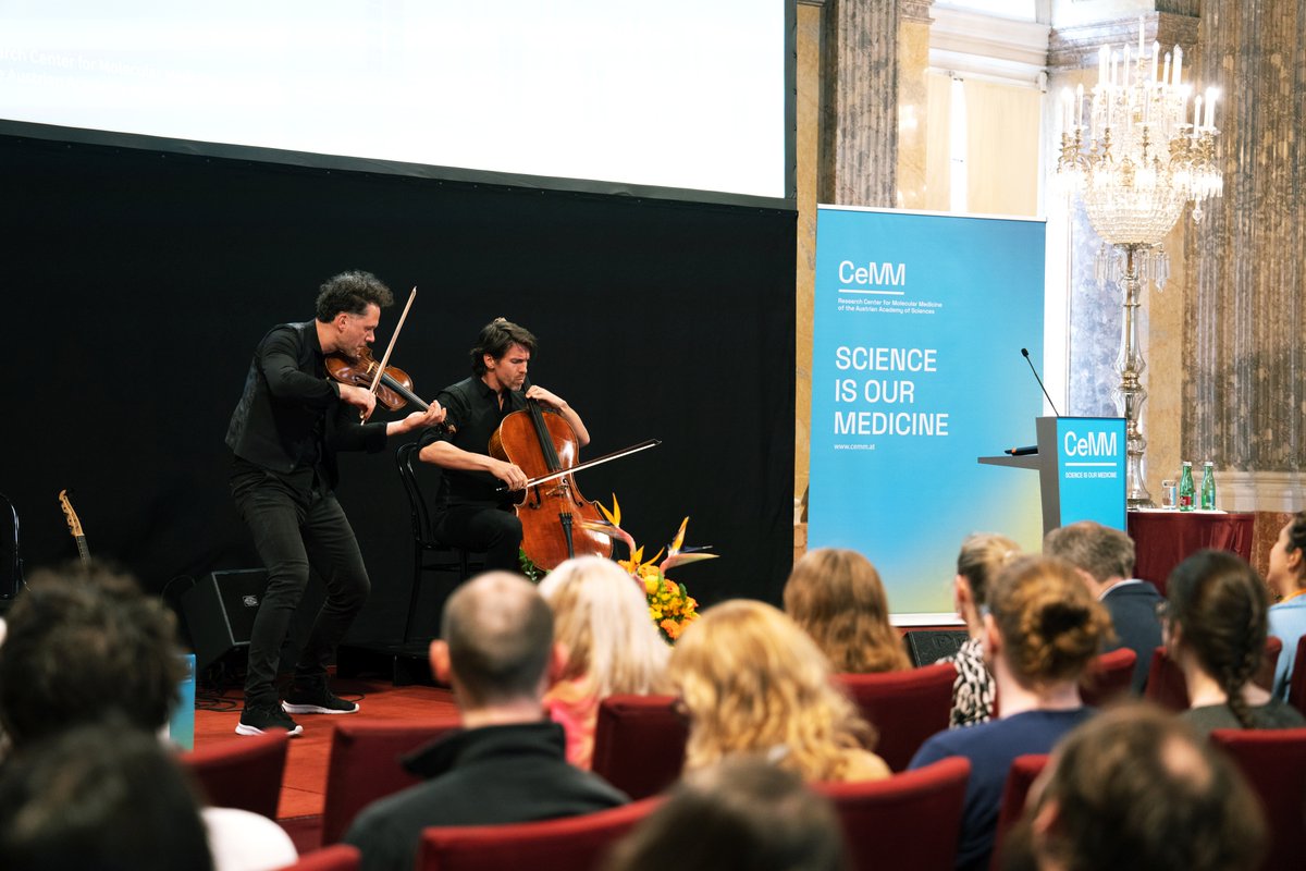 CeMM_News's tweet photo. On 8 May 2023, CeMM hosted the 16th #LandsteinerLecture! Thank you to our keynote speaker Benjamin F. Cravatt (@scrippsresearch), a true master of #ChemicalBiology, for a very inspiring lecture! Read more &amp; access the recording ➡️ https://t.co/CDXm6rgFSl https://t.co/9LdML1jQOc