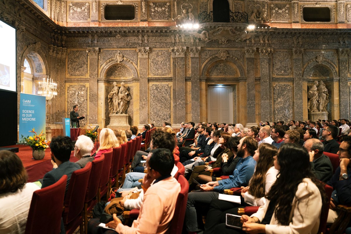 CeMM_News's tweet photo. On 8 May 2023, CeMM hosted the 16th #LandsteinerLecture! Thank you to our keynote speaker Benjamin F. Cravatt (@scrippsresearch), a true master of #ChemicalBiology, for a very inspiring lecture! Read more &amp; access the recording ➡️ https://t.co/CDXm6rgFSl https://t.co/9LdML1jQOc