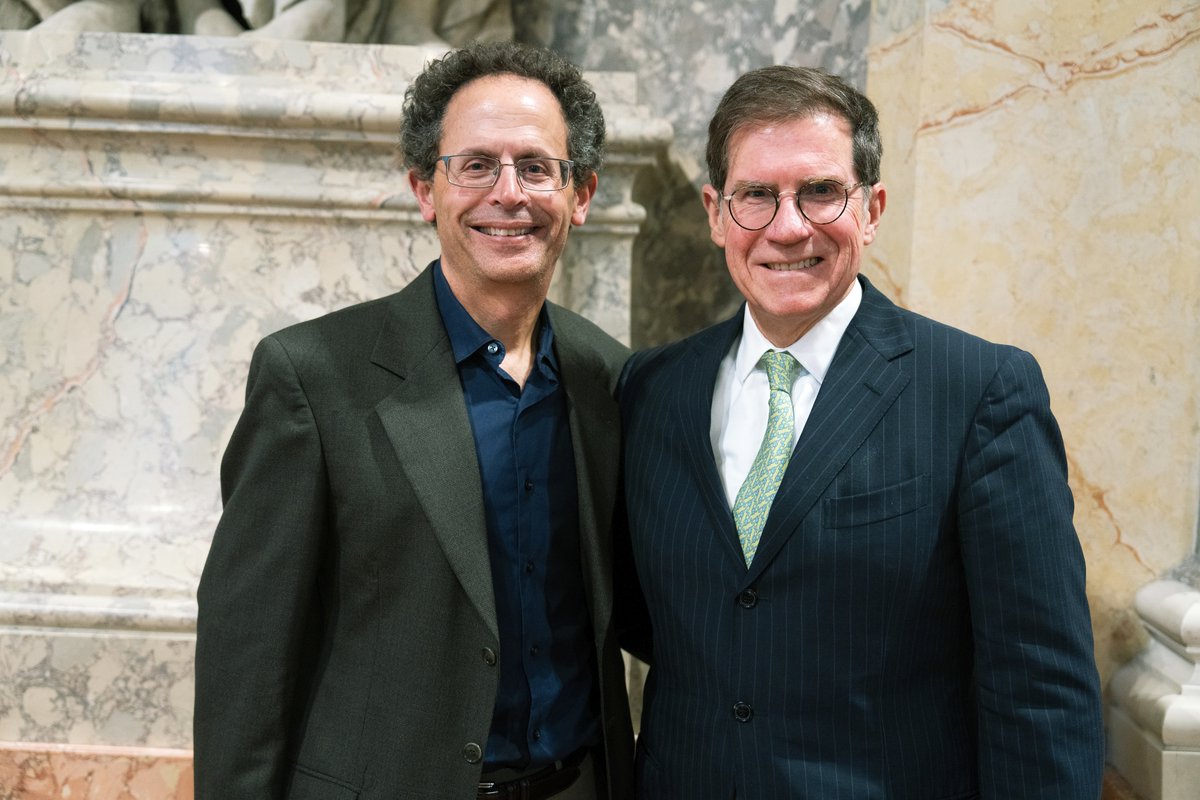 CeMM_News's tweet photo. On 8 May 2023, CeMM hosted the 16th #LandsteinerLecture! Thank you to our keynote speaker Benjamin F. Cravatt (@scrippsresearch), a true master of #ChemicalBiology, for a very inspiring lecture! Read more &amp; access the recording ➡️ https://t.co/CDXm6rgFSl https://t.co/9LdML1jQOc