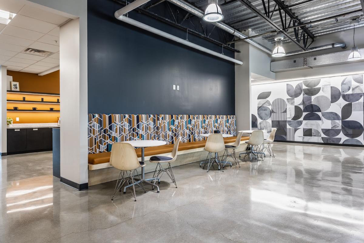 SchottDesignInc's tweet photo. ✨Hot off the Press ✨ Group 1001 📸

We are mesmerized by the #DesignDetails of this 120,000 square foot remodel 🤩 Drop us a comment with what #Detail speaks to you!

Project Partners:
🔸 Capitol Construction
📸 The Addison Group https://t.co/Du2Nes9qOR