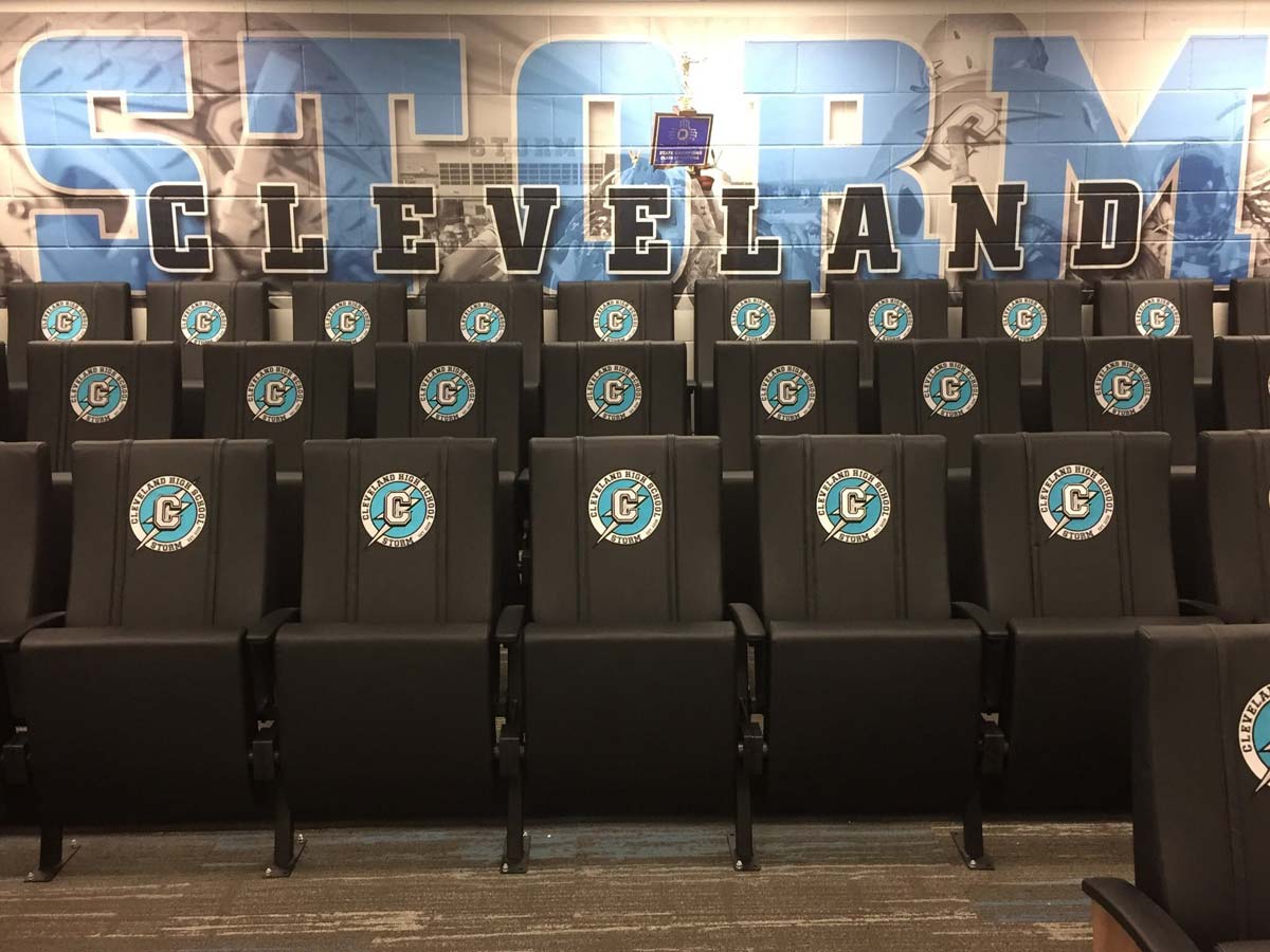 SeriesSeating's tweet photo. Our Reference, Vera™ BC SC with High-Quality Logo,⁣ distributed by @DreamSeat ⁣at Cleveland High School

Discover more at https://t.co/h1TOtWa3aJ⁣⁣⁣⁣

#Seriesseating #Dreamseat #Vera #Customseating #teamseats⁣ #stadiums #stadiumseating⁣⁣ #gameroom https://t.co/da1u07Rt5C