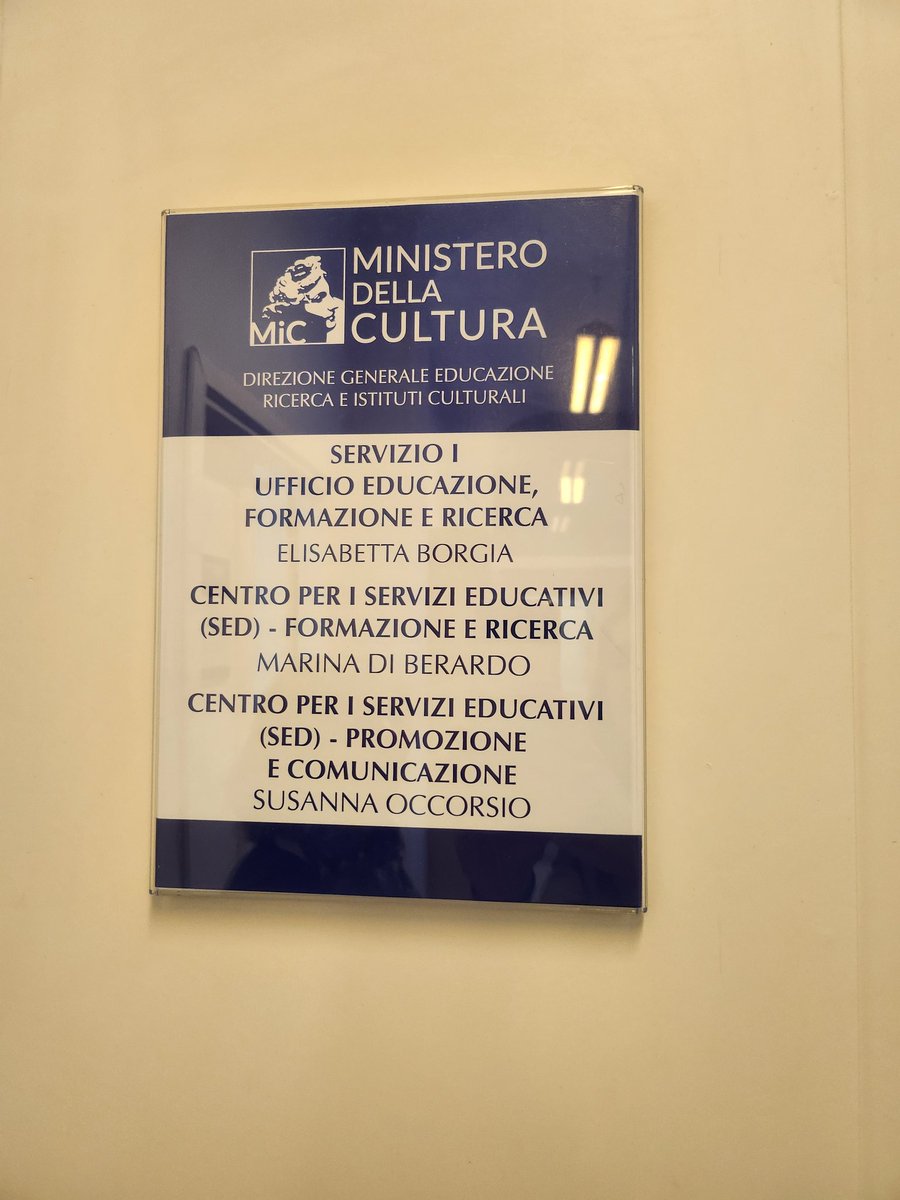 SOCIALESCFIELE1's tweet photo. Primer día ERASMUS + en la Direzione Générale Educazione  en Roma, acogida por M. Adelaide Ricardi, E. Borgia, M. Di Bernardo y S. Rossi, con una lección magistral de Educación Patrimonial.
@SOCIALESCFIELE1
@CFIEdeLeon #InternacionalizaCyL
#formacionCyL https://t.co/DcqKRnloCU