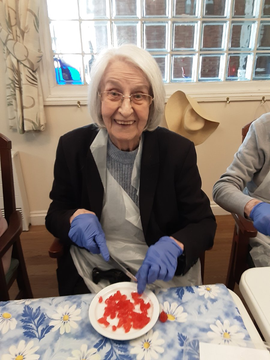 SomersetCare's tweet photo. Inver House love to partake in afternoon tea, and they decided to make some delicious fairy cakes to enjoy during one of their recent afternoon teas! Find out more about what Inver House gets up to today: 
https://t.co/P2xmL3LWDr https://t.co/ghNmLe4Aos