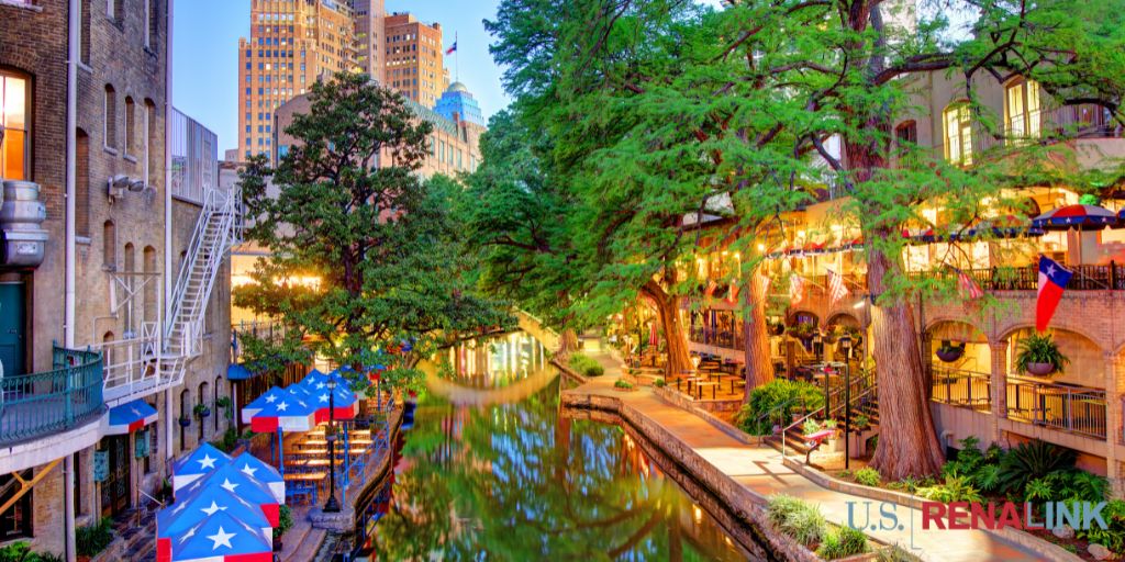 USRenaLink's tweet photo. #SanAntonio opportunity with a competitive salary, sign-on bonus, relocation allowance, and JV opportunities. H-1B eligible. Contact Kristen @nephwhisperer at NephrologyJobs@usrenalcare.com. #nephrology #nephcareers https://t.co/4Q9XCHai6k