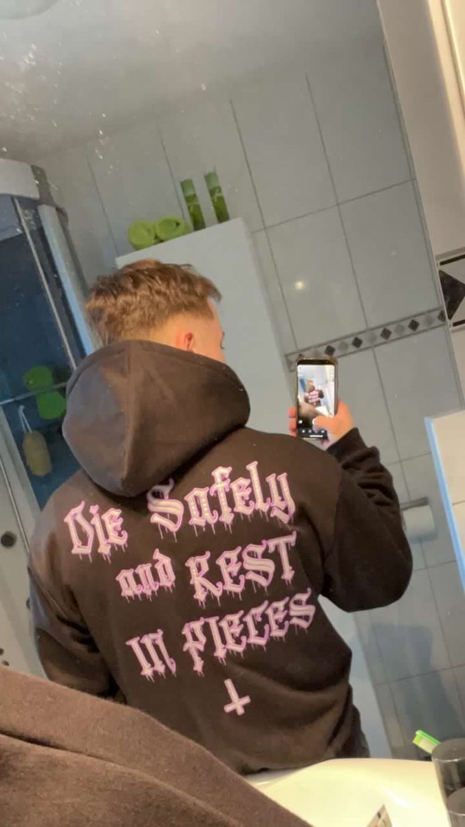 When you want to keep it casual yet stylish, the Rest in Pieces hoodie Artjom is wearing, is a terrific choice! Get your own piece today in our store. 👊🏽 #noizevizion #merchandise