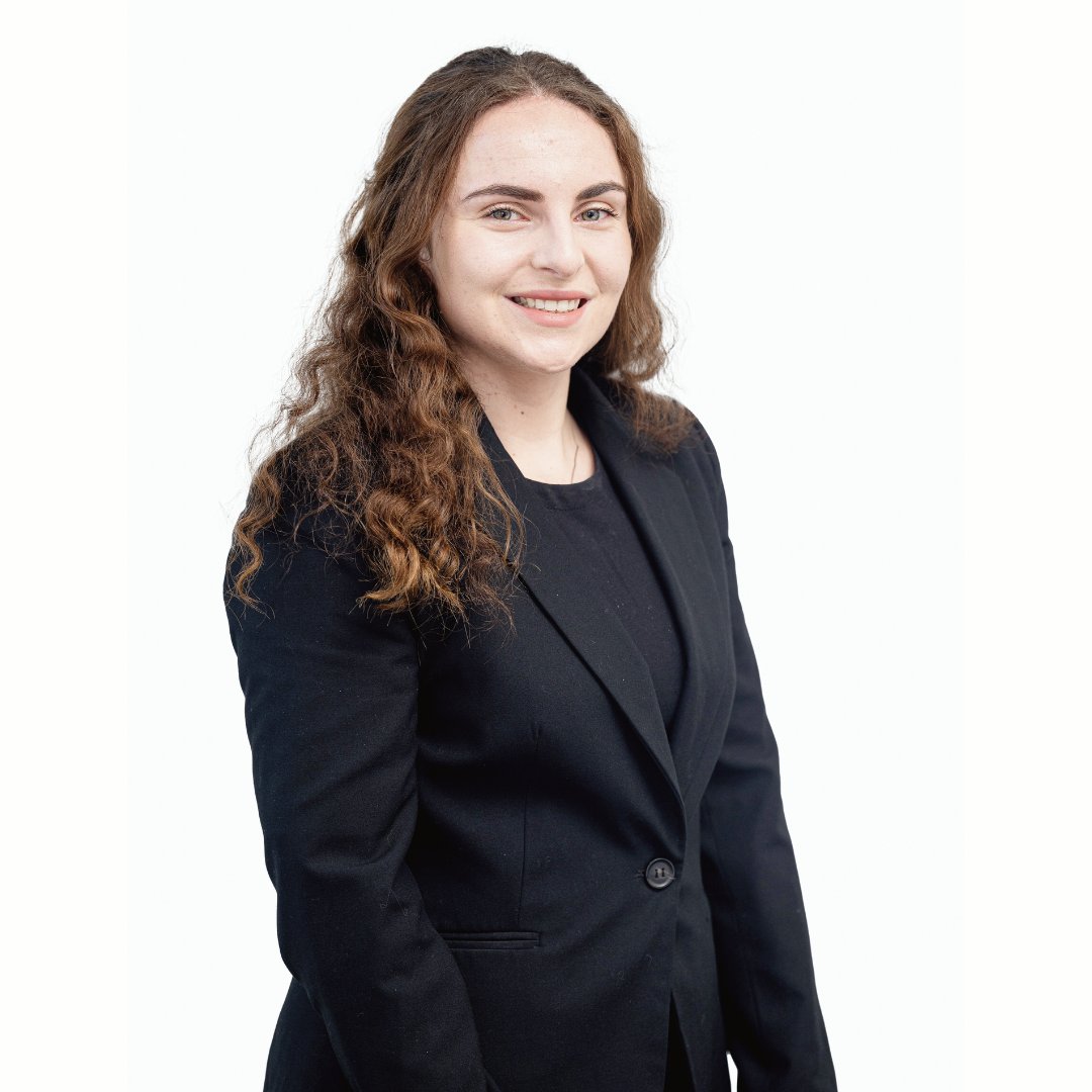 hansellssols's tweet photo. Hansells are delighted to announce the internal appointment of Chloe Edwards as an Associate.

Chloe, a dispute resolution specialist, recently became one of the youngest qualified mediators in the country. https://t.co/2RZZeUTqXz