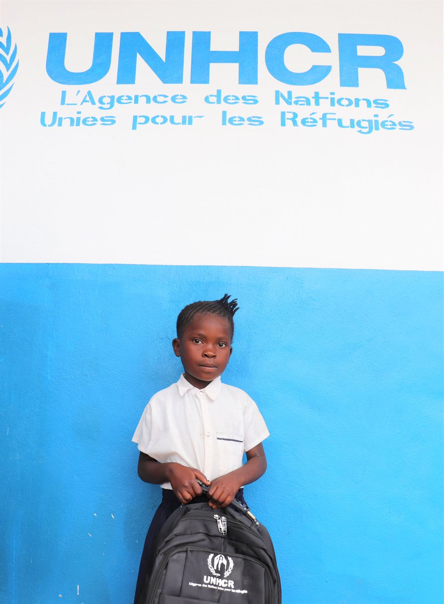 UNHCR_DRC's tweet photo. 📍#Kalemie

7⃣7⃣2⃣ enfants de l'ecole primaire ont bénéficié des kits scolaires composés de cartables, cahiers, crayons et autres matériels 📚🎒leur permettant d’étudier dans de meilleures conditions.

L'appui à l'éducation dans les zones de retour améliore leur intégration. https://t.co/wLeL6HGcPK
