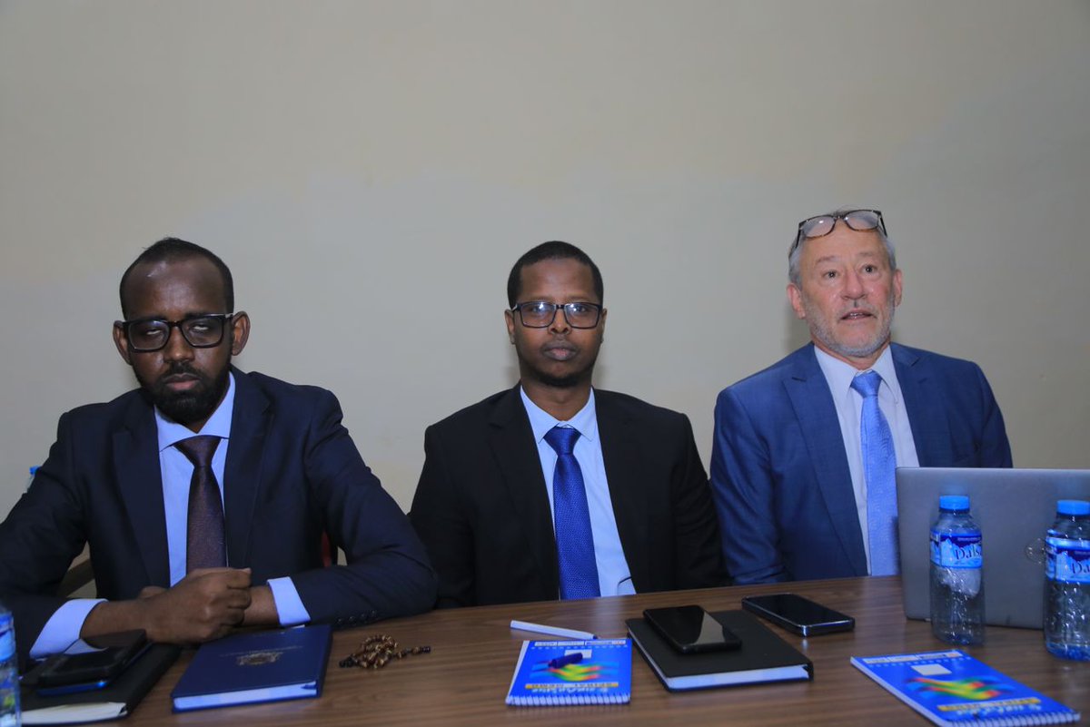 Ore_Osman1's tweet image. Earlier today, joined participants from FMS of #MOYS &amp;amp; #MOIFAR on a Joint Workshop of Youth Participation in Reconciliation Procesess in Mogadishu.
The participants discussed different persperctives of Reconciliation &amp;amp; meaningful participation of Youth in Somalia.
@PerboIngrid