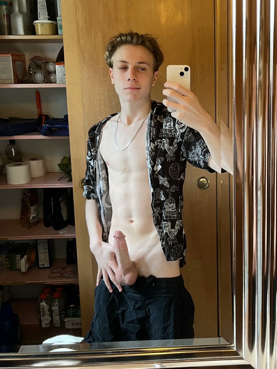 TheGayPromo's tweet photo. You should check out @devilish_nate and his amazing body NOW, his onlyfans is 🔥!!

https://t.co/4LRSvtIsuO https://t.co/UszDAGqEcU