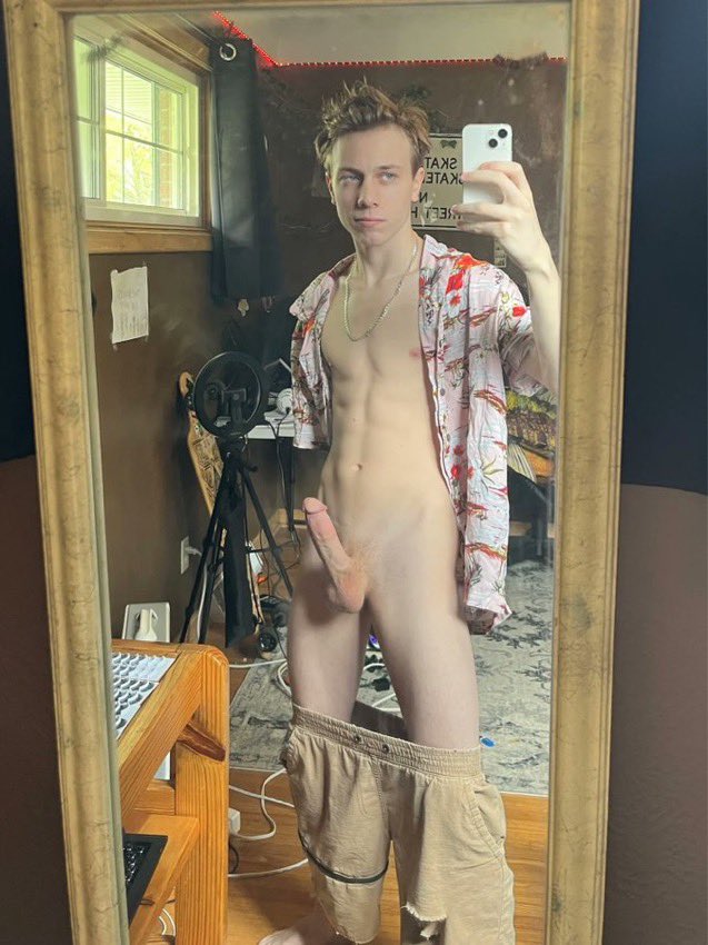 TheGayPromo's tweet photo. You should check out @devilish_nate and his amazing body NOW, his onlyfans is 🔥!!

https://t.co/4LRSvtIsuO https://t.co/UszDAGqEcU