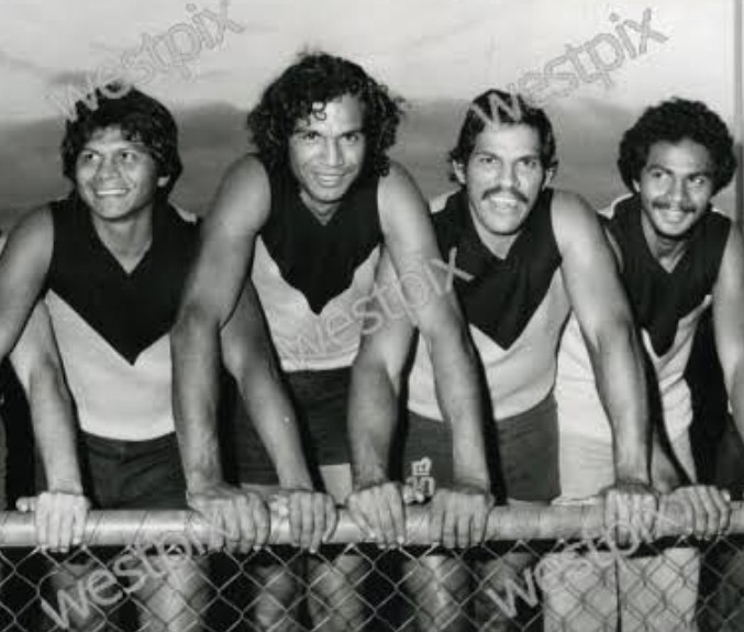 Craig ™ tweet media