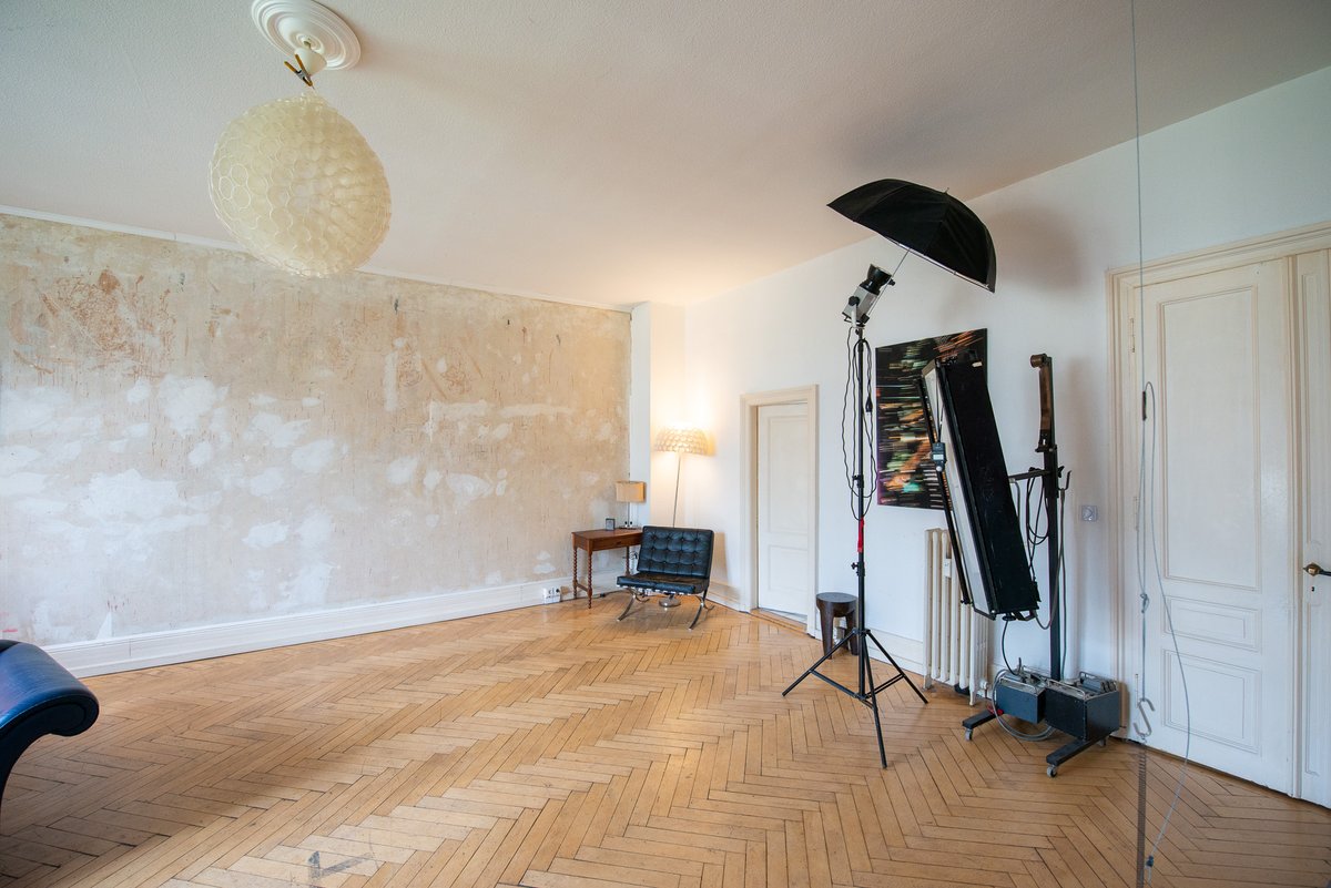 openeyeffm's tweet photo. STUDIO55 is ready for you. 
Dein Mietstudio für Foto &amp; Film zentral im Frankfurter Bahnhofsviertel https://t.co/vU2ekZWJGX

#mietstudio #rentstudio #filmlocation #frankfurt #bahnhofsviertel #galerie #popupstore #castingspace https://t.co/h223QDDrUC