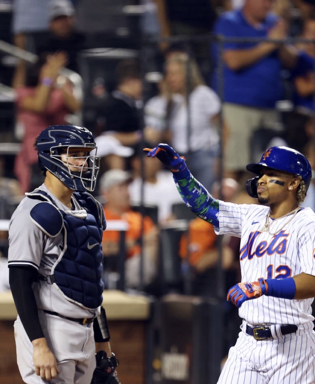 Yankees' Gary Sanchez commits big blunder, gifts Mets a run in