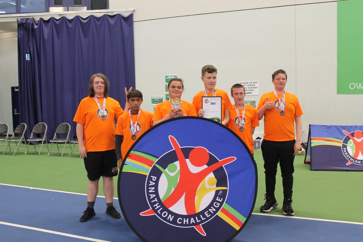 OfficialBWITC's tweet photo. 👏 Congratulations to todays @Panathlon Regional Xtend participants and winners:

🥇 @Rumworth School, Bolton
🥈 Park Community Academy, Blackpool
🥉 Lancasterian, Manchester

@bolton_sport 
#BWitC | #BWFC https://t.co/uB5FmTZttn