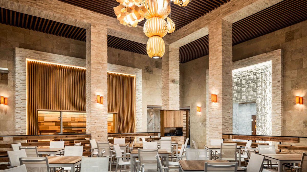 WorldSpanyc's tweet photo. Grab a seat in one of the spa’s main pavilions and it can serve as your basecamp for the day. https://t.co/Nst3Vxwgsc
