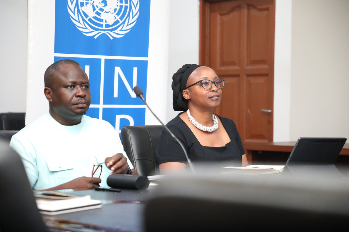 angelalusigi's tweet photo. We need to tackle unemployment to accelerate #SDGs. In🇬🇭, about 1.7m are unemployed,more underemployed & discouraged workers.
Glad to join @StatsGhana, @ndpcgh & partners to start dev't of🇬🇭’s 2023 #HumanDev report to co-create options for decent & sustainable work. #ValueOfWork https://t.co/VbvWdJgPuY