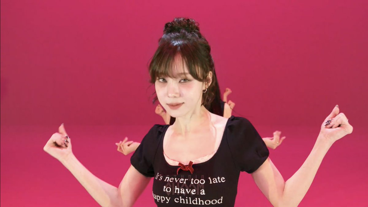 hourlykwinter's tweet photo. studio choom teaser https://t.co/idhz2g2xco