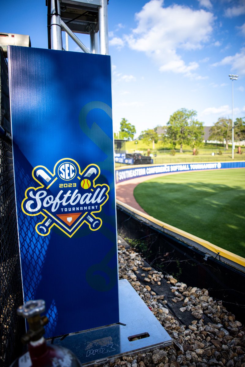 SEC's tweet photo. Goooooood morning! IT’S. GAME. DAY.

📍 Bogle Park (@RazorbackSB)

#SECSB x #SECTourney https://t.co/tzVamp2xz1
