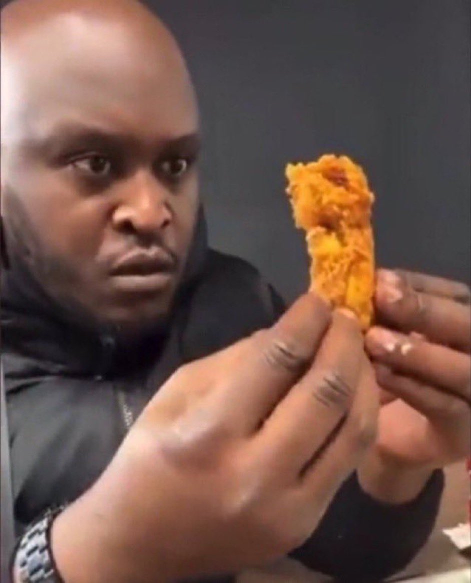 An’ass tweet media