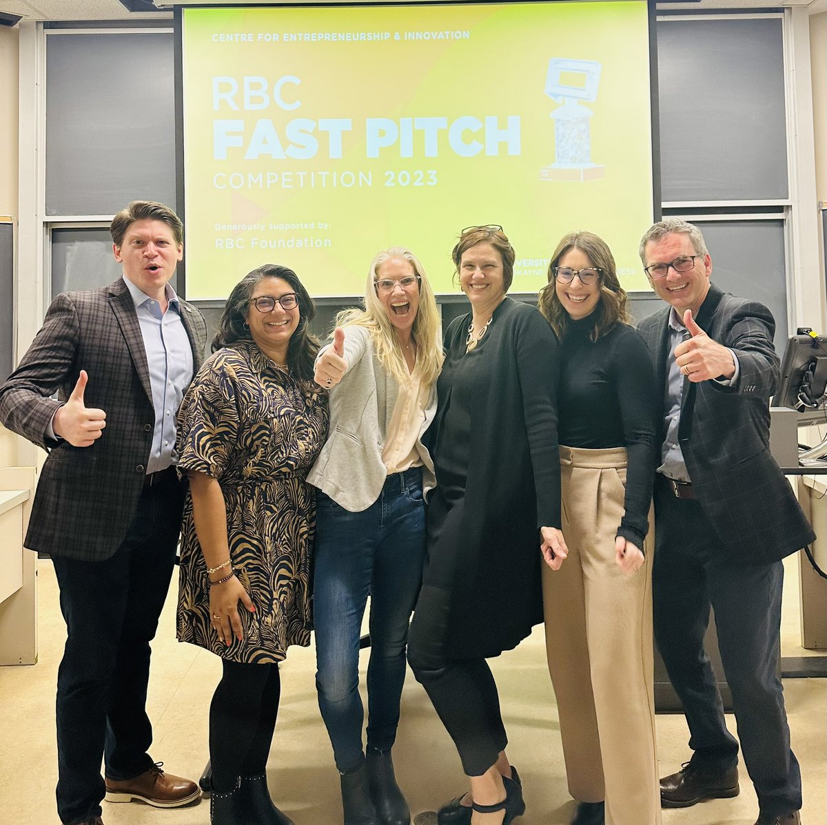 bean_tash's tweet image. Recently I was so honoured to be a semi-finalist judge in the Haskayne School of Business X @RBC Fast Pitch Competition along with these other amazing humans…it was EPIC! #entrepreneurship #mentoringmatters #LifeAtHaskayne 
#TeamHunterHaskayne #rbcfastpitch