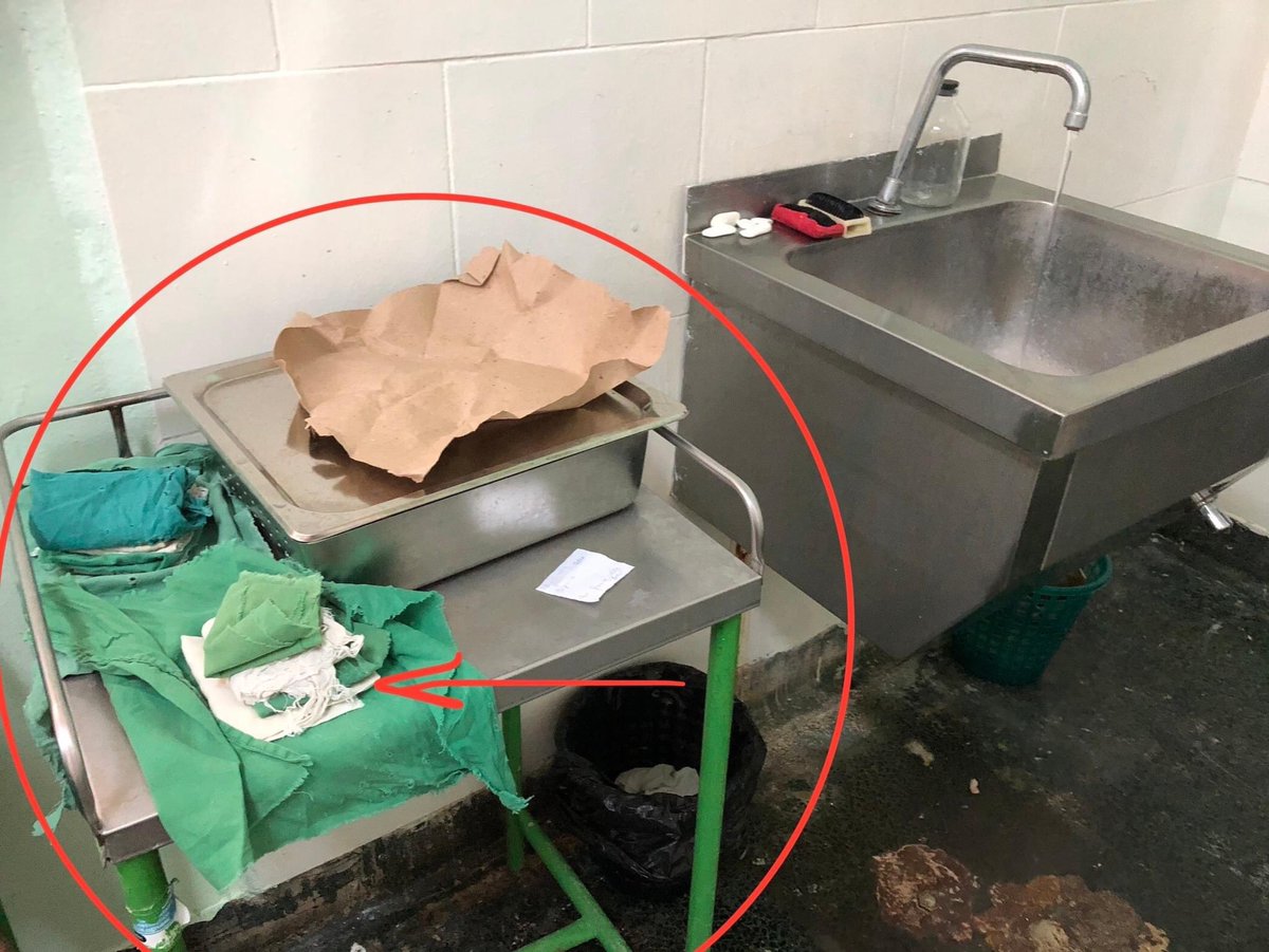 DraCaryL's tweet image. Fotos inéditas desde Cuba:
“Estado en que se encuentran los salones de operaciones del Hospital Materno Infantil 10 de Octubre, en La Habana, donde a finales del 2022 y principios del 2023 murieron varios niños por un brote de infección en la neonatología”#cubanet