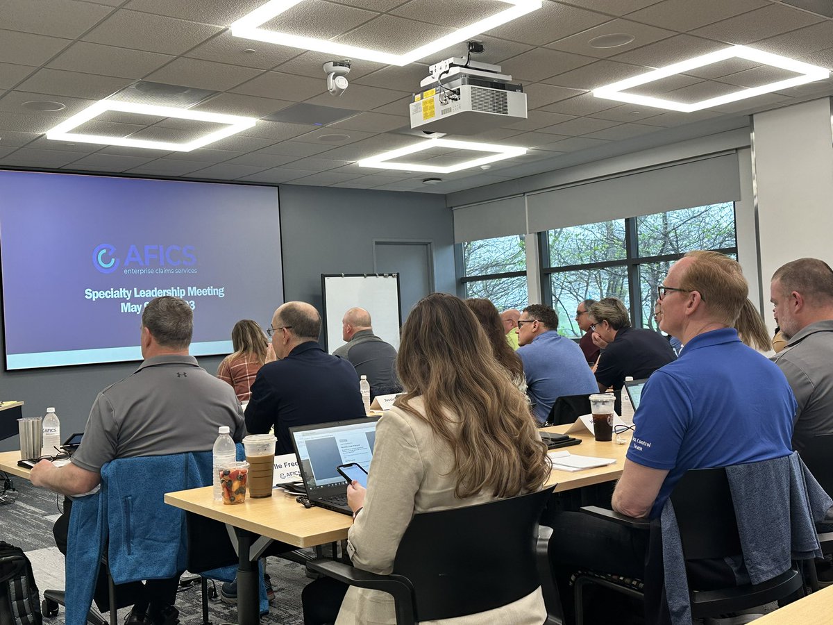 TConstien's tweet photo. Specialty Lines Claims Leader meetings. Thanks for your influence and work with our teams and customers! #AFICS #iwork4amfam https://t.co/y0F7k2ANuw