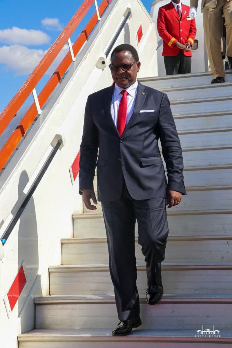LAZARUSCHAKWERA's tweet photo. Back from the UK tour with optimism. Potential investors interested in our country and will soon attend the forthcoming Investment Forum. Lobbying for support towards Cyclone Freddy was successful.
#ProsperingTogether https://t.co/cigvYnPPaj