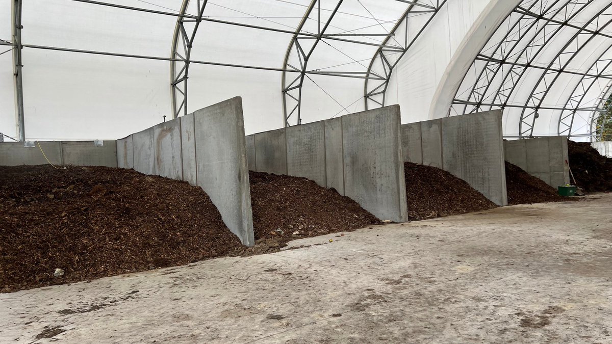 OtterTailCoMN's tweet image. Thank you to the 23 sites that are participating and reducing their waste with Organics Recycling! 280,000 pounds of food waste has been sent to Glacial Ridge Compost Facility near Hoffman, MN
#compostingiscool #soillovescompost #compostweek #letitrot