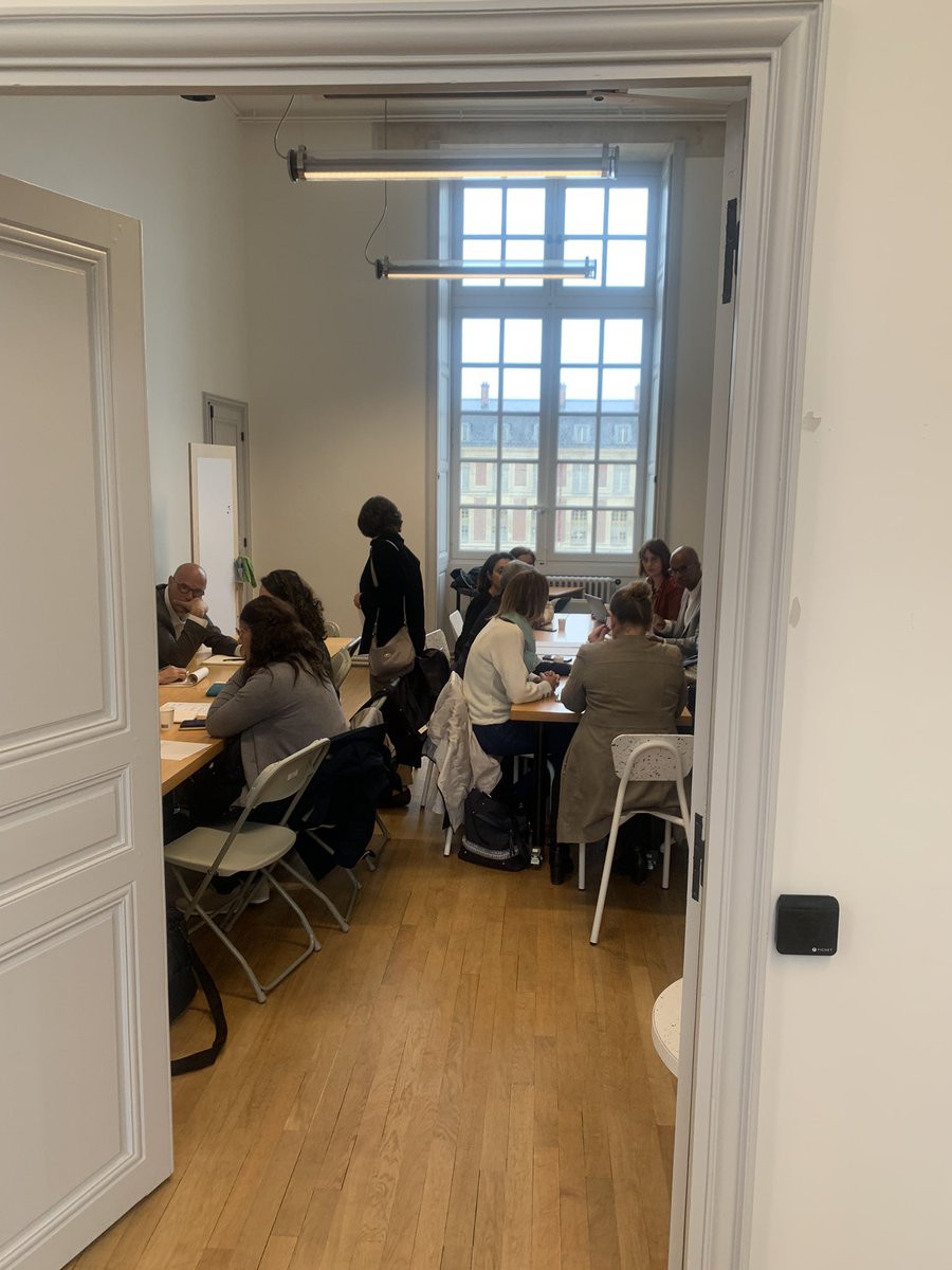 Retour d’expérience du stage en entreprise pour les  #CadrEdu promotion #SebastienneGuyot au <a href="/CMQVersailles/">Campus Versailles</a>. Des échanges riches en présence des chargés de mission relations Ecole-Entreprise et des ingénieurs pour l’école de <a href="/acversailles/">Académie de Versailles</a>