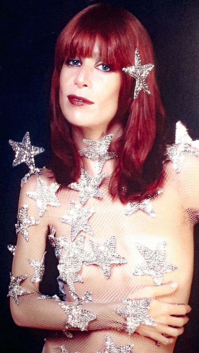 obrigada por tudo, Rita Lee. Você sempre será eterna, rainha. 💕