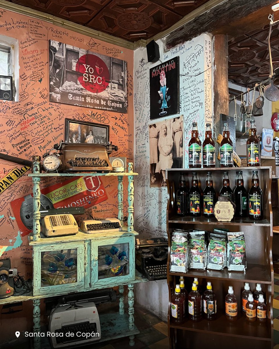 visithonduras's tweet photo. La Posada Casa Timoshenko es un lugar fascinante que posee una rica historia y una cultura singular. Con más de un siglo de antigüedad, esta posada es el lugar donde se originó la famosa bebida Timoshenko. ☕️
#Timoshenko #SantaRosadeCopán #Honduras #VisitHonduras https://t.co/ihGjCVp0Gq