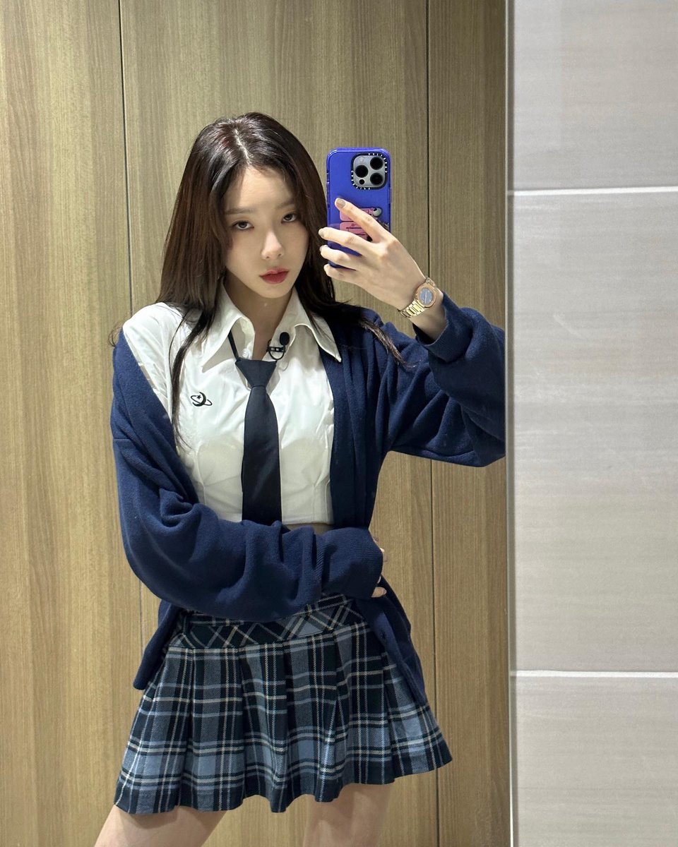 309xoxo's tweet photo. 시발 얘들아 이거 뭐야 https://t.co/hFpGC53WaF